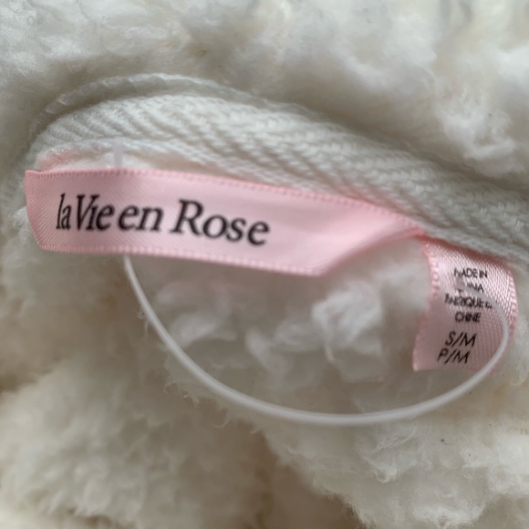 Plush bath top/shrug - Picture 2 of 2